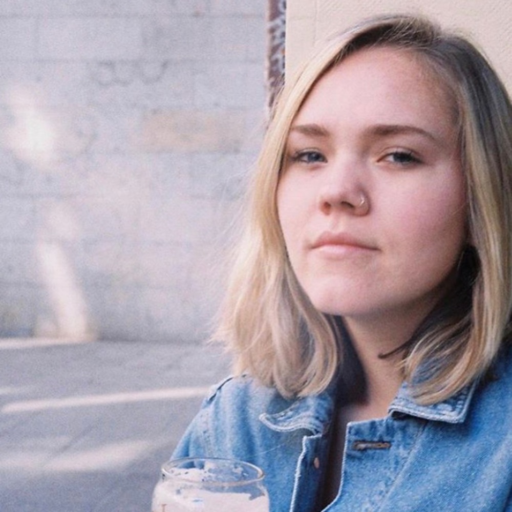 Meet your Posher, Renata